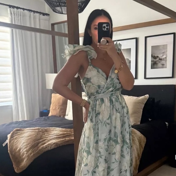 Lulus Dresses & Skirts - Lulus Soiree Perfection Light Blue Floral Ruffled Tiered Maxi Dress small